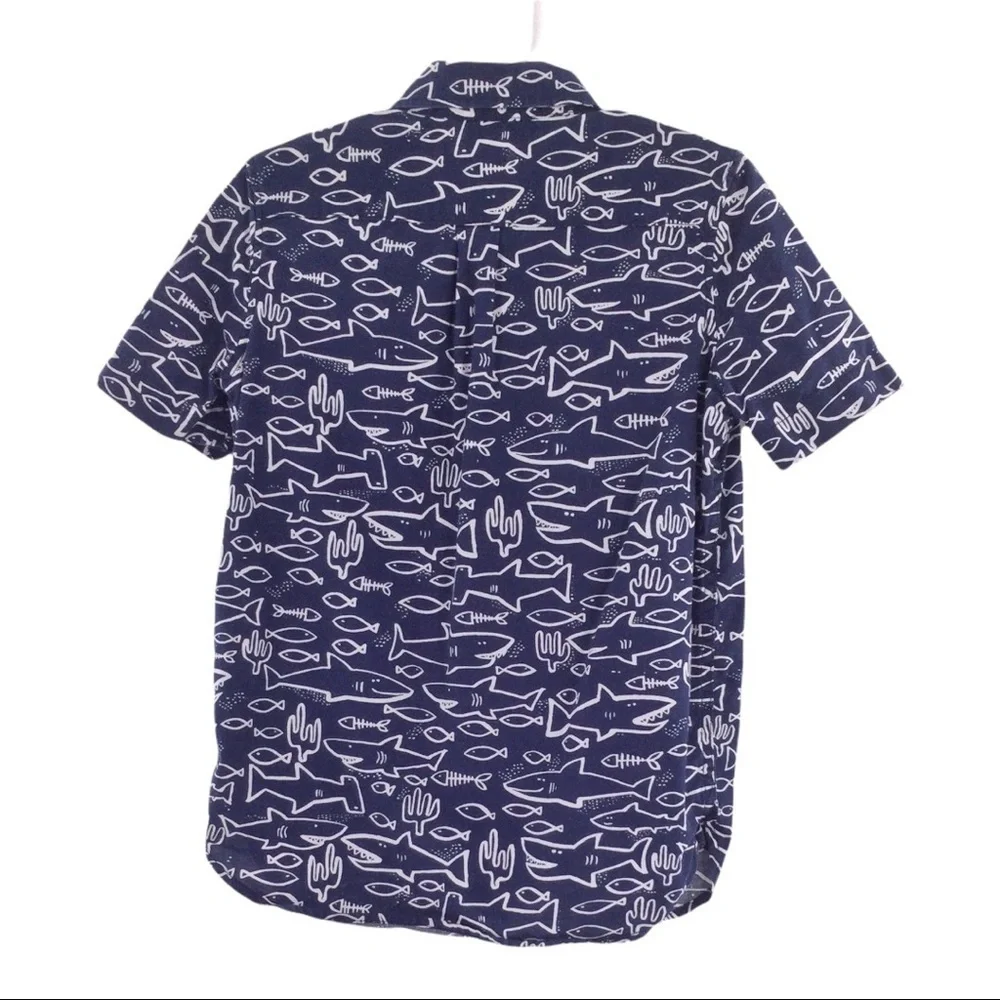 #022 GapKids Boys‎ Button Down Shark and Fish Shirt